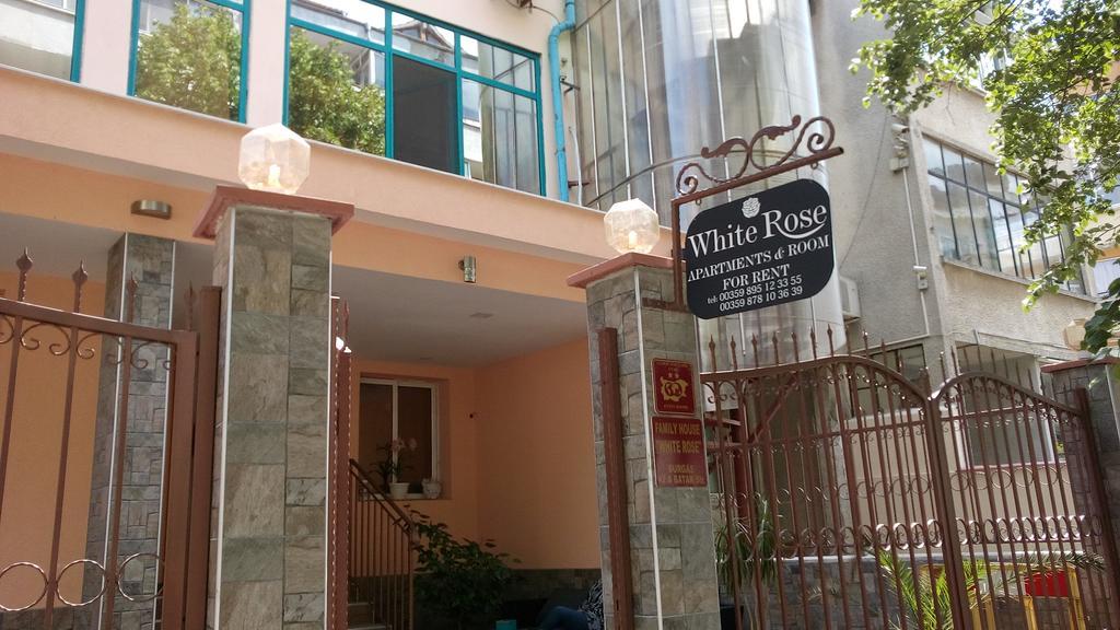 White Rose Guest Rooms 부르가스 외부 사진